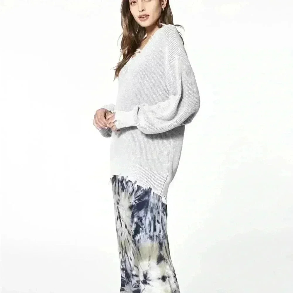 Young Fabulous & Broke Run Away Sweater Size S/M 100% cotton - Picture 2 of 10